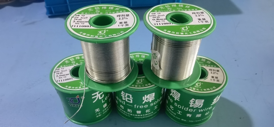 Sn99.3Cu0.7 Kawat Solder Bebas Timbal 225 Deg Rosin Core Halogen Gratis Residu Rendah